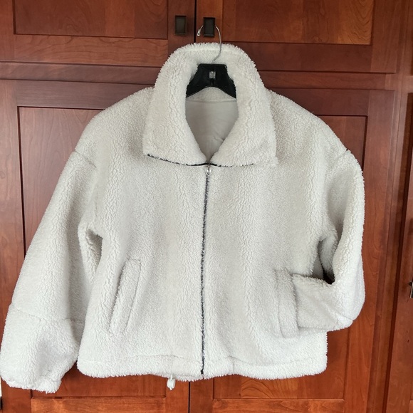 Lululemon Jackets & Blazers - Lululemon Cinchable Fleece Zip-Up Teddy Outdoor Jacket White Opal Sz 10 LW3FBIS